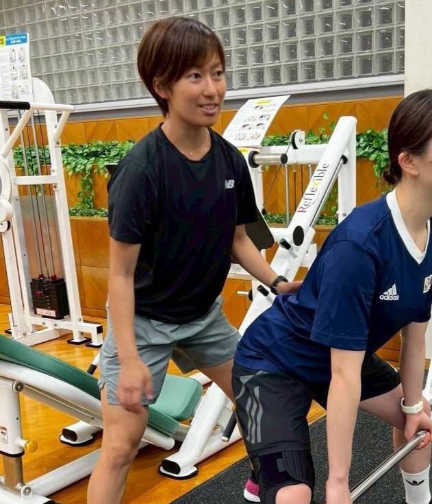 松崎万愛